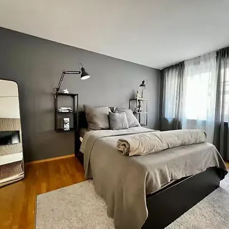 Studio I City Center I Isar *